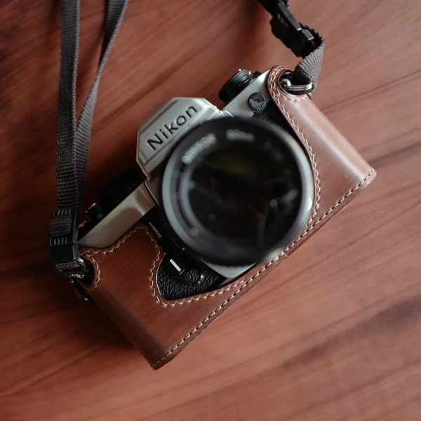 Nikon FM2 / FM3A half case : LEICA CASES & STRAPS by handcraft