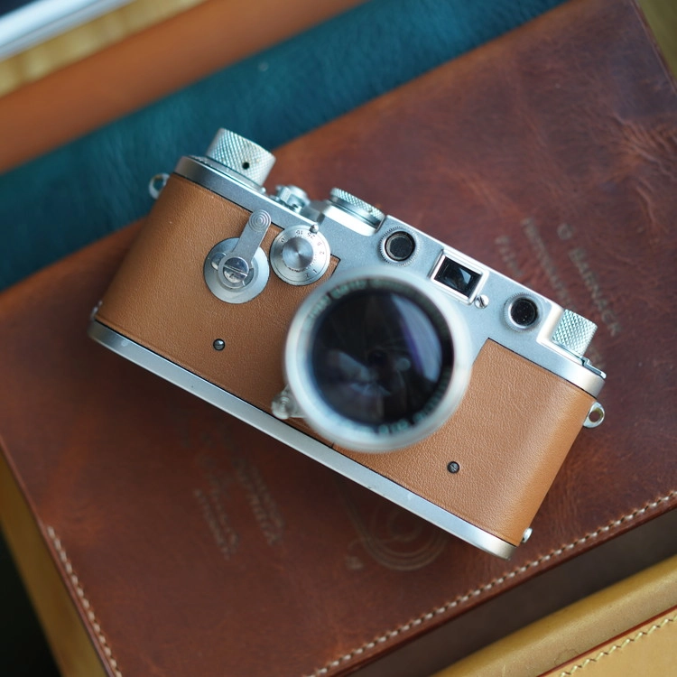 Leica Ⅲf＋Canon50mm f3.5 リザード革美品 d33554370a1e9.jpg?w=750