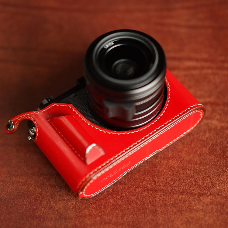 Leica Q3 / Q3 43 half case (Type 2-TR) snap fixed / Battery & SD