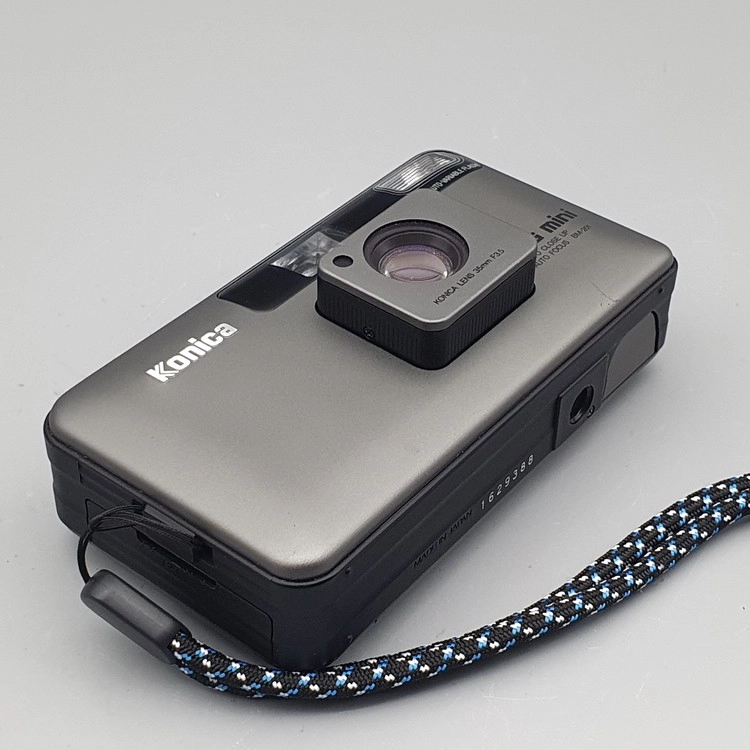 코니카 빅미니 BM-201 Konica Big mini 201 카리나 : 루트카메라 필카