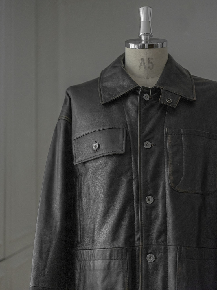 CCU [씨씨유] - Chore Jacket (Cow Skin/Used) - Black : W2KEND SHOP