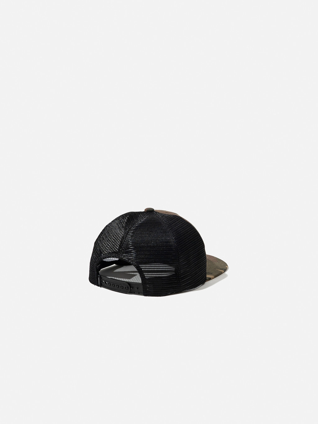 Oval Logo Vintage Mesh Cap / Camo & Black : HIDEANDRIDE INTL
