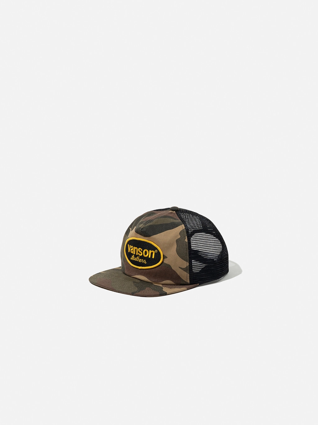 Oval Logo Vintage Mesh Cap / Camo & Black : HIDEANDRIDE INTL