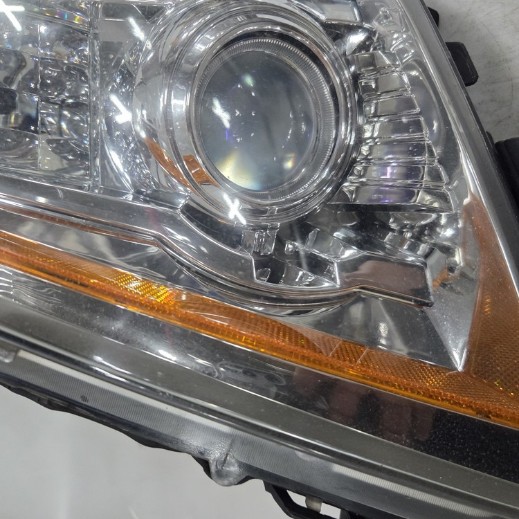 라이트 캐틸락 CTS 2세대 운전석 제논 라이트 GM25897363 : Eewha Parts