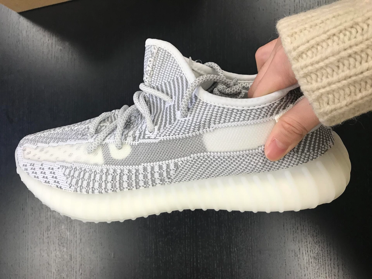 아디다스 이지부스트 YEEZY 350 V2 스태틱 논리플렉티브 EF2905 : 센스오브뉴욕