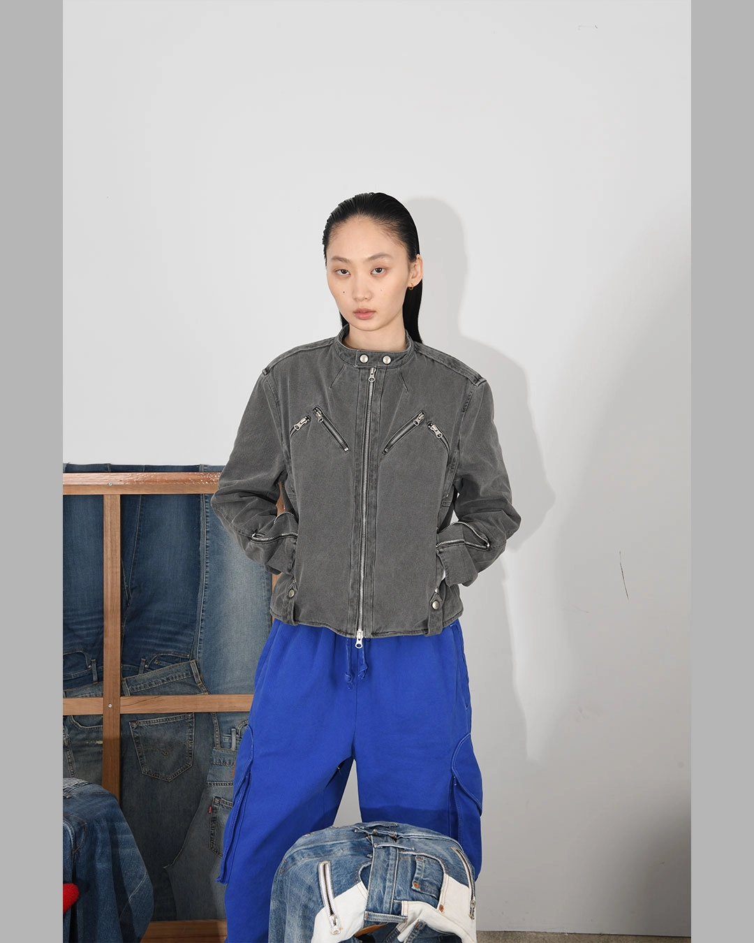 THE VISITOR PIGMENT RIDER JACKET (CHARCOAL) : THE MUSEUM VISITOR THE VISITOR PIGMENT RIDER JACKET (CHARCOAL) : THE MUSEUM VISITOR