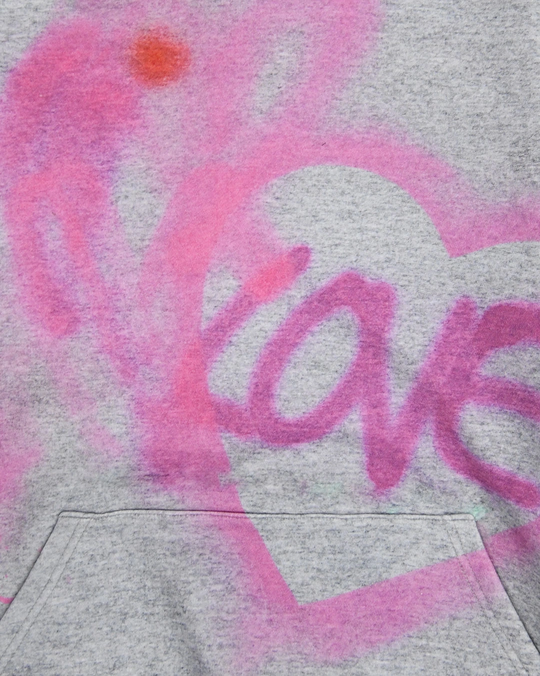 [THE MUSEUM VISITOR]★LOVE MULTI SPRAYED PRINTED HOODY LOVE MULTI SPRAYED PRINTED HOODY (GREY) : THE MUSEUM VISITOR