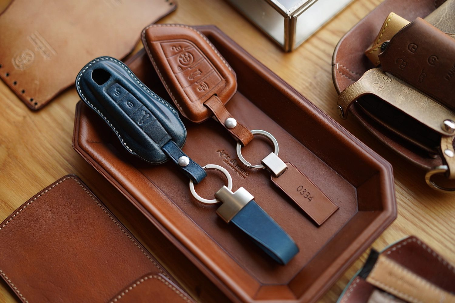 BMW Molding smart key case : LEICA CASES & STRAPS by handcraft
