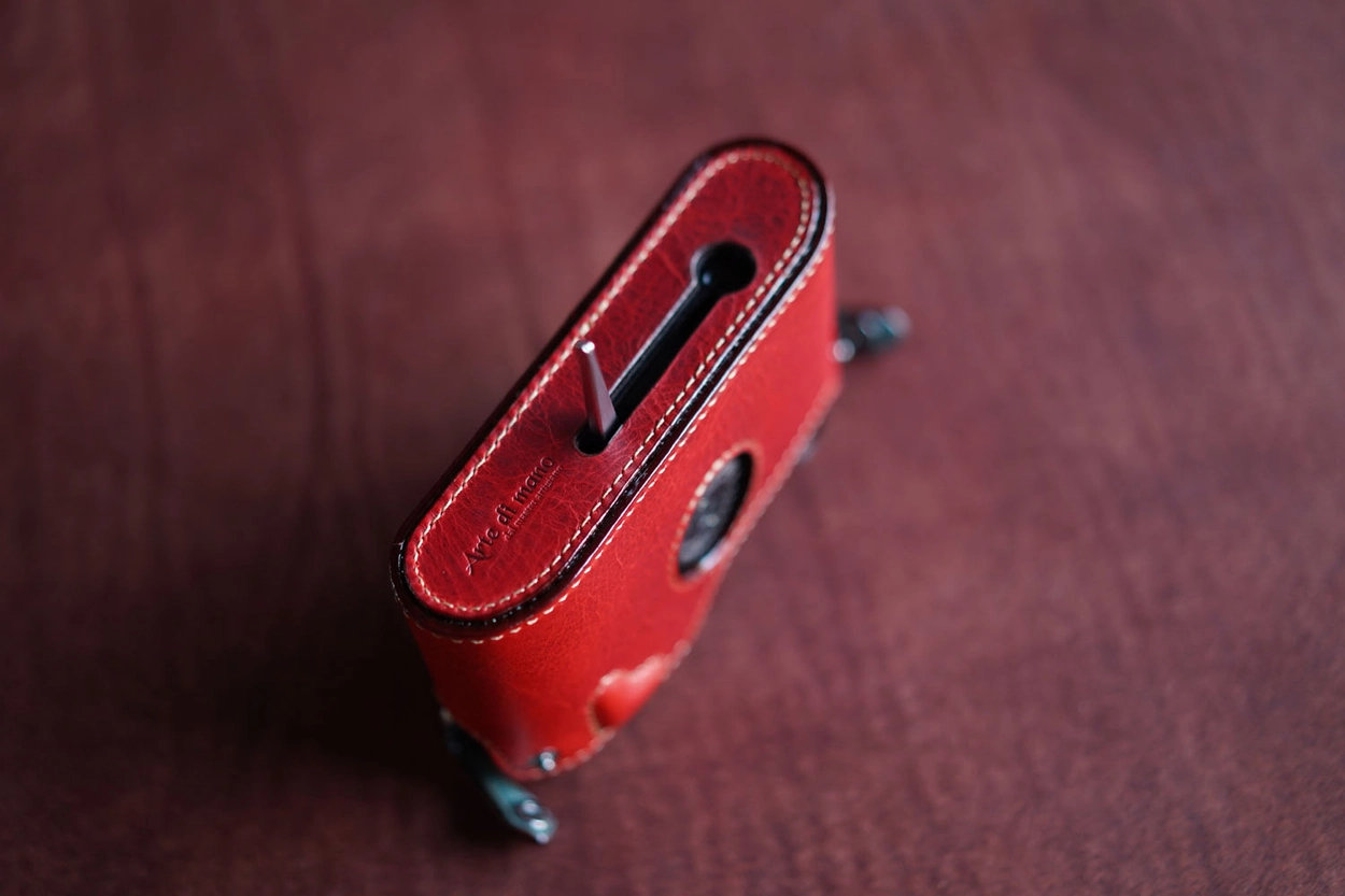 フィルムカメラ Leica MP x Leica vit half case Leica M2, M3, M4, M6, M7, MP + Leica Vit half case : LEICA CASES
