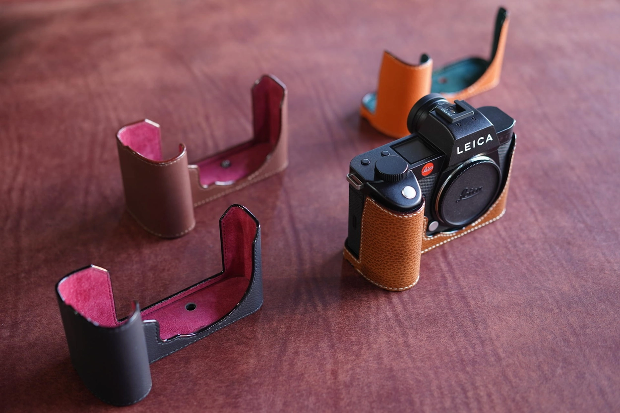 LEICA ライカ SL2ケース A-199 Leica Q2 Leather half Case | The best ever ready case for