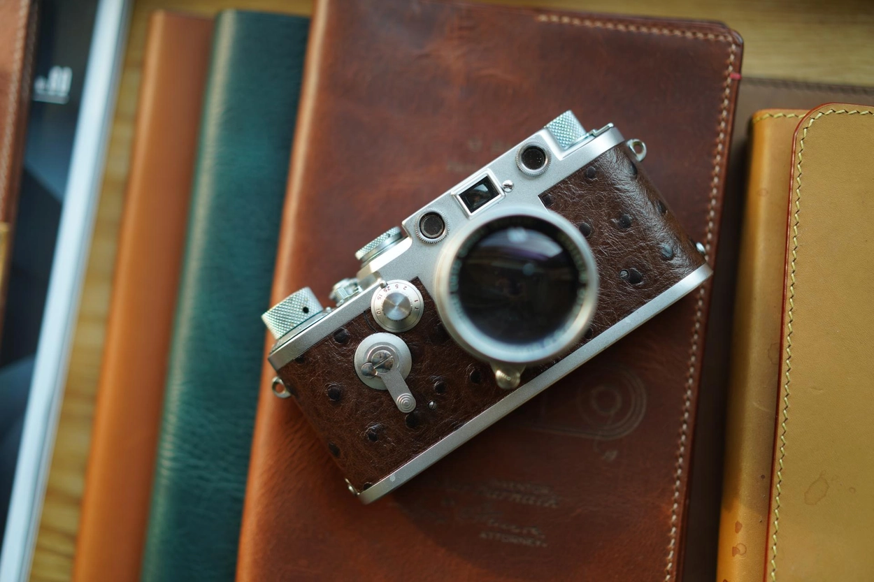 Leica Barnack IIIF / Real leather skin : LEICA CASES