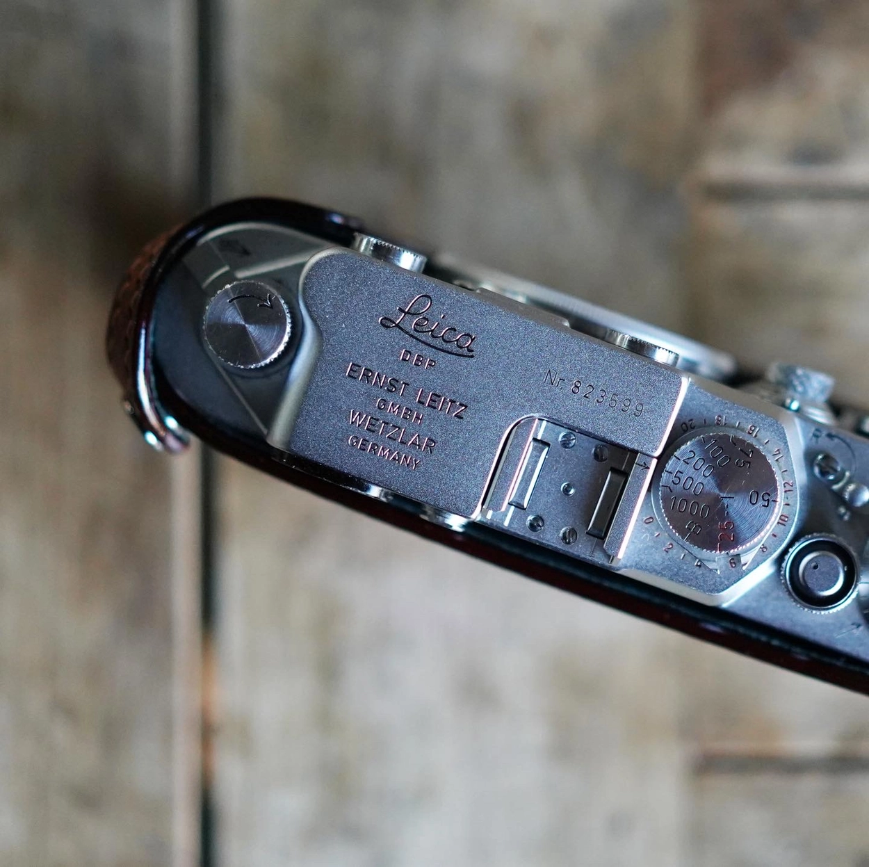 Leica Barnack IIIF with Leica VIT half case : LEICA CASES & STRAPS