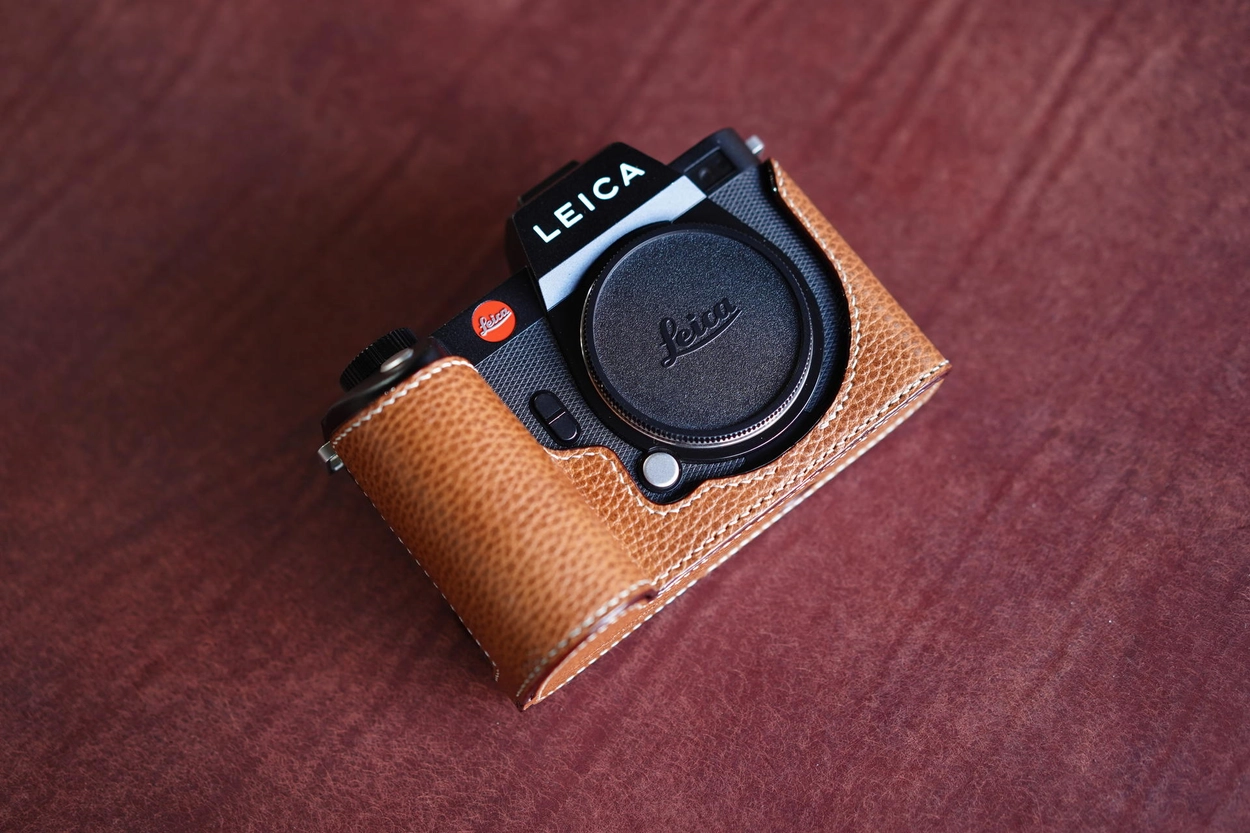 Leica SL2 / SL2-S half case (Protection type / Open type