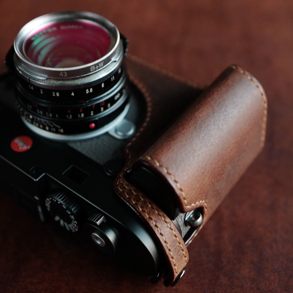 Leica X (typ113), X-vario half case : LEICA CASES & STRAPS by handcraft -  Arte di mano