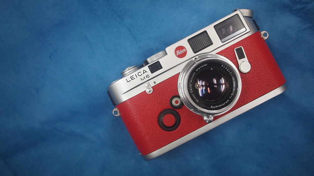 Hasselblad 503CX / Real leather skin : LEICA CASES & STRAPS by