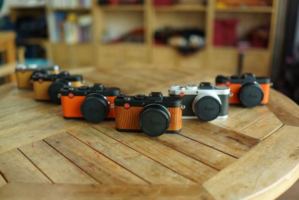 Leica X1, X2, X-E / Real leather skin : LEICA CASES & STRAPS Leica X1, X2, X-E / Real leather skin : LEICA CASES & STRAPS