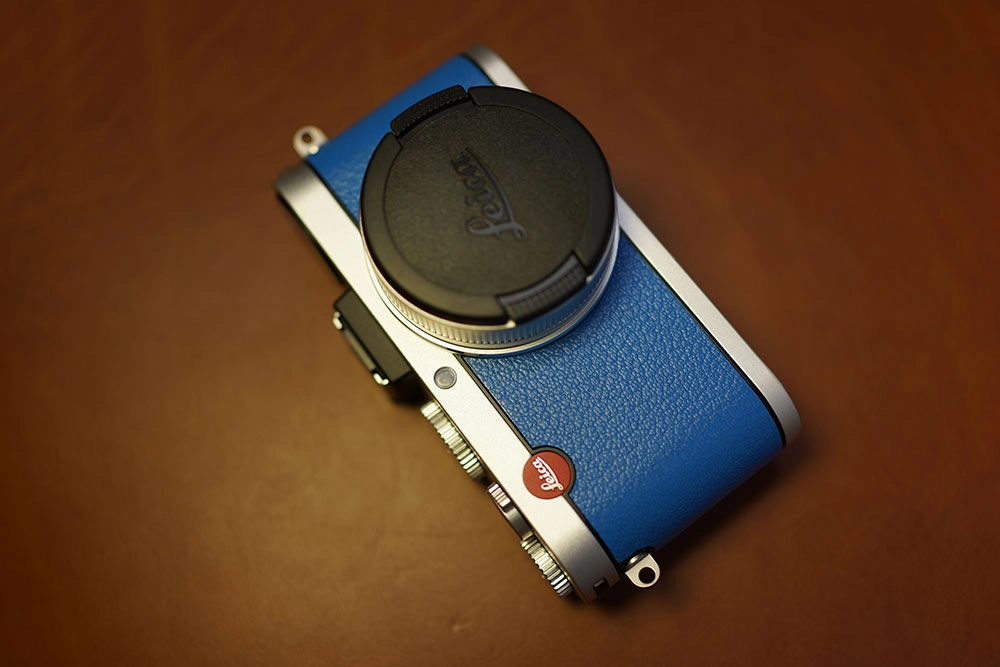 Leica X1, X2, X-E / Real leather skin : LEICA CASES & STRAPS by