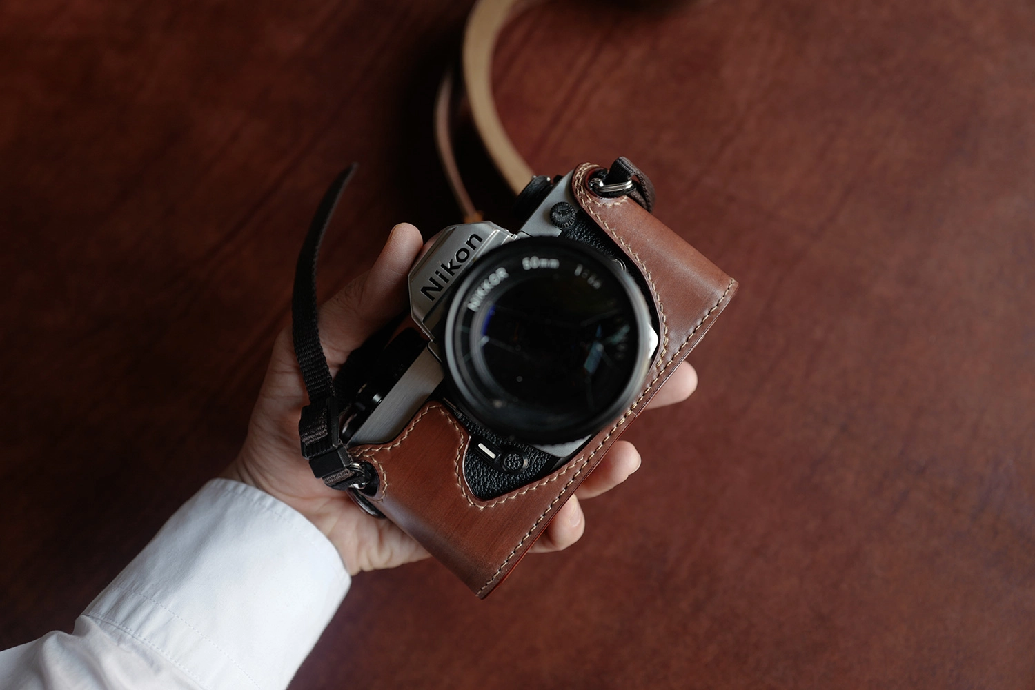 Nikon FM2 / FM3A half case : LEICA CASES & STRAPS by handcraft 