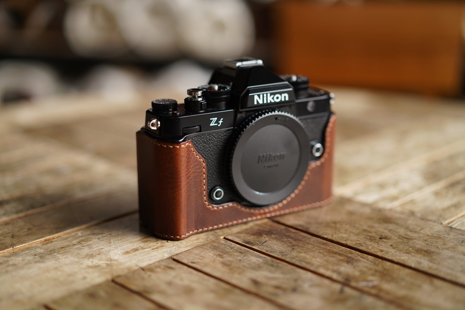 Nikon ZF Half case : LEICA CASES & STRAPS by handcraft - Arte di mano