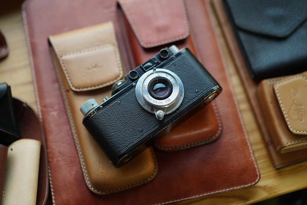 Leica Barnack II model D / Real leather skin : LEICA CASES Leica Barnack II model D / Real leather skin : LEICA CASES