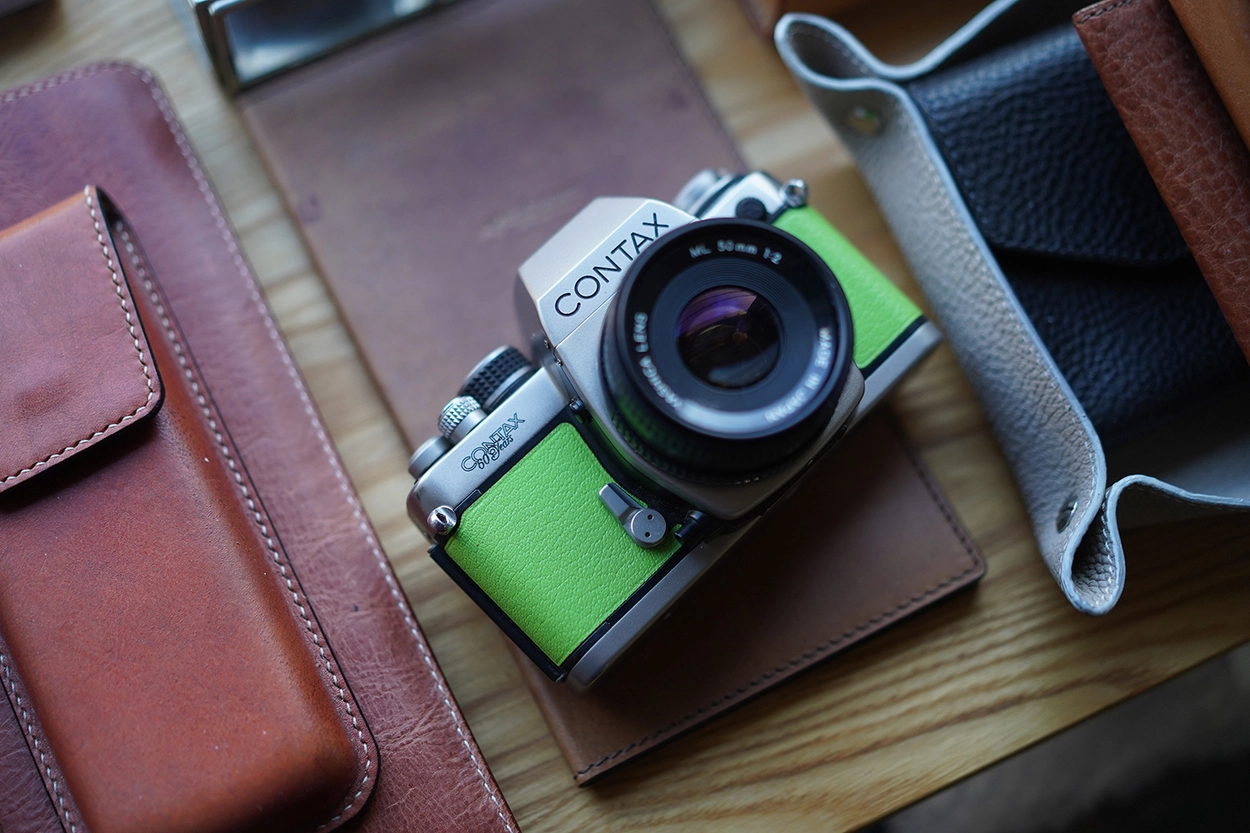 Contax S2 / Real leather skin : LEICA CASES & STRAPS by handcraft - Arte di  mano