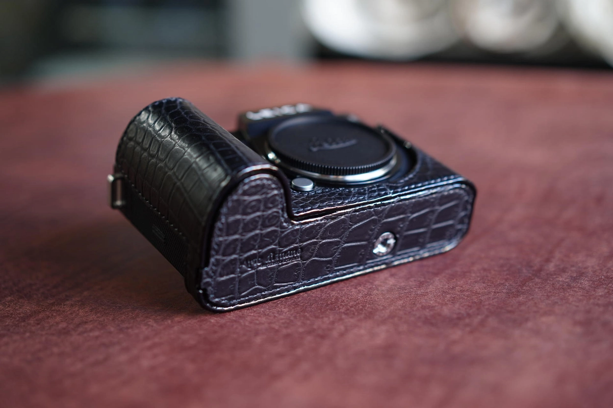 Leica SL2 / SL2-S half case (Protection type / Open type