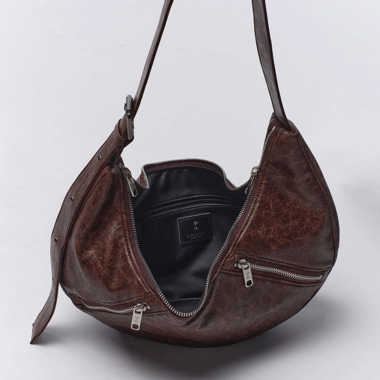 애플 슬링백 apple sling bag M savage brown : SAMO ONDOH