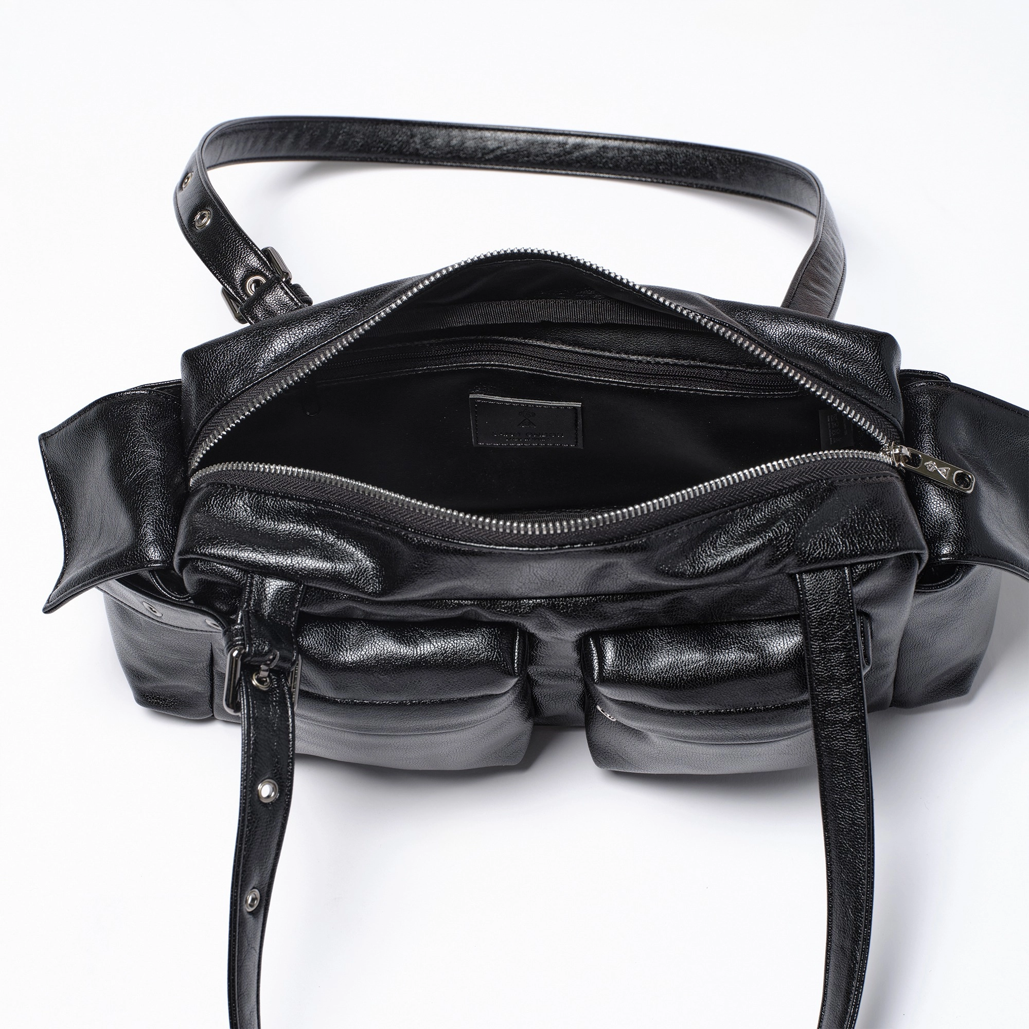 포켓 유틸리티백 pocket utility bag M goat black : SAMO ONDOH