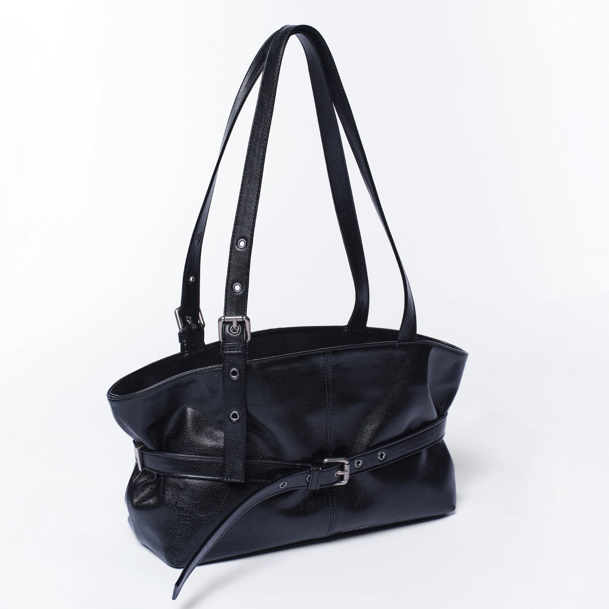 バッグ le belt bag M goat black le belt bag M goat black