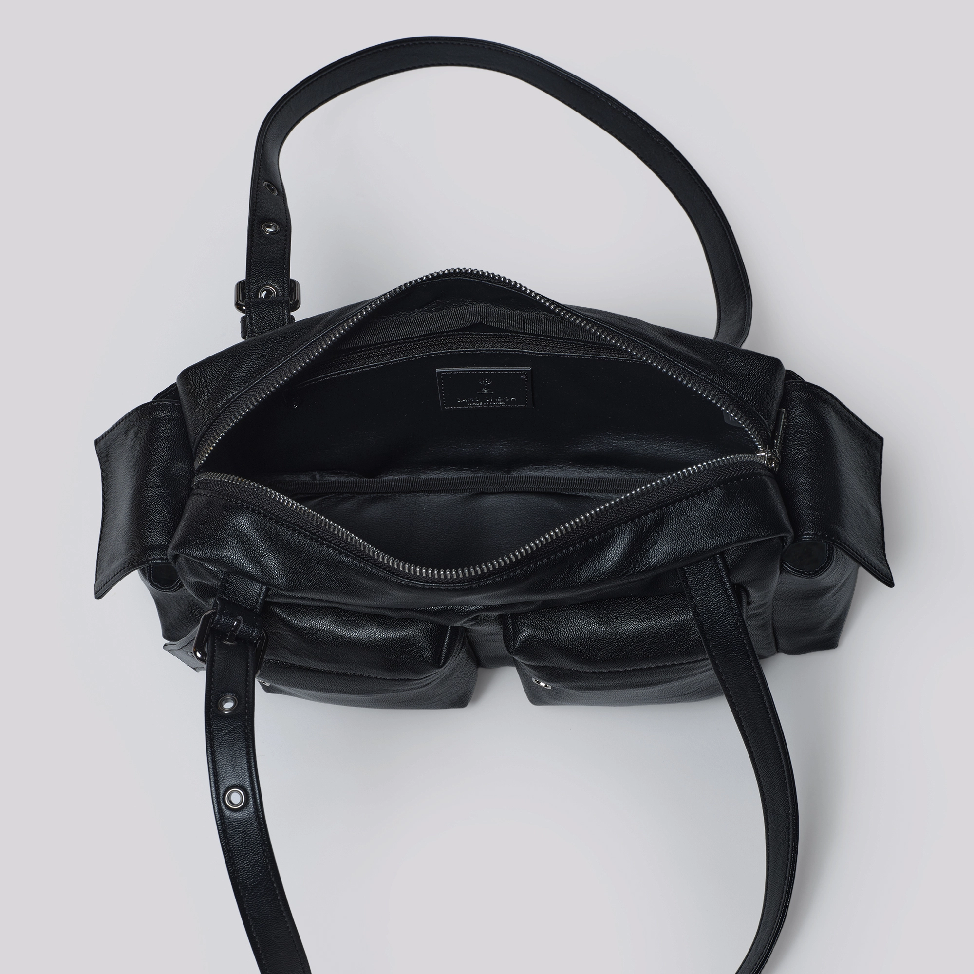 포켓 유틸리티백 pocket utility bag M nappa black : SAMO ONDOH