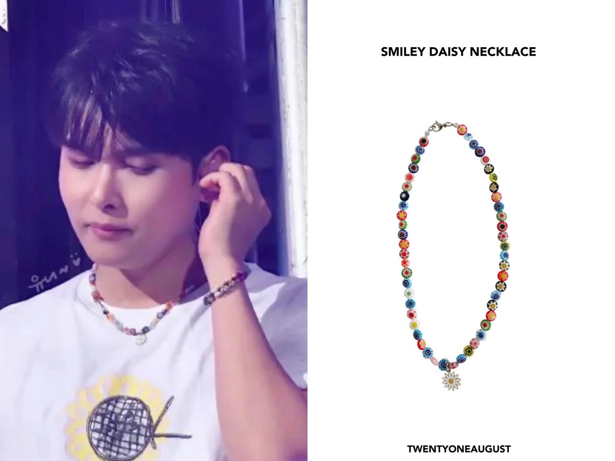 QUEENIE】 SMILEY DAISY NECKLACE : twentyoneaugust