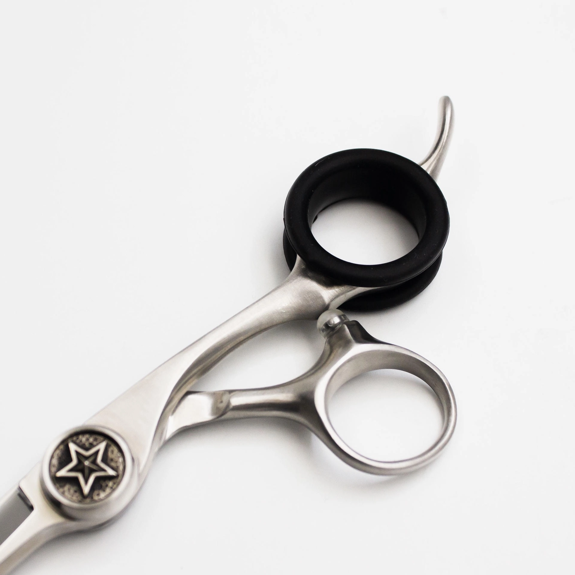 TOGINON NOBU 5.6 INCH : Shear Story