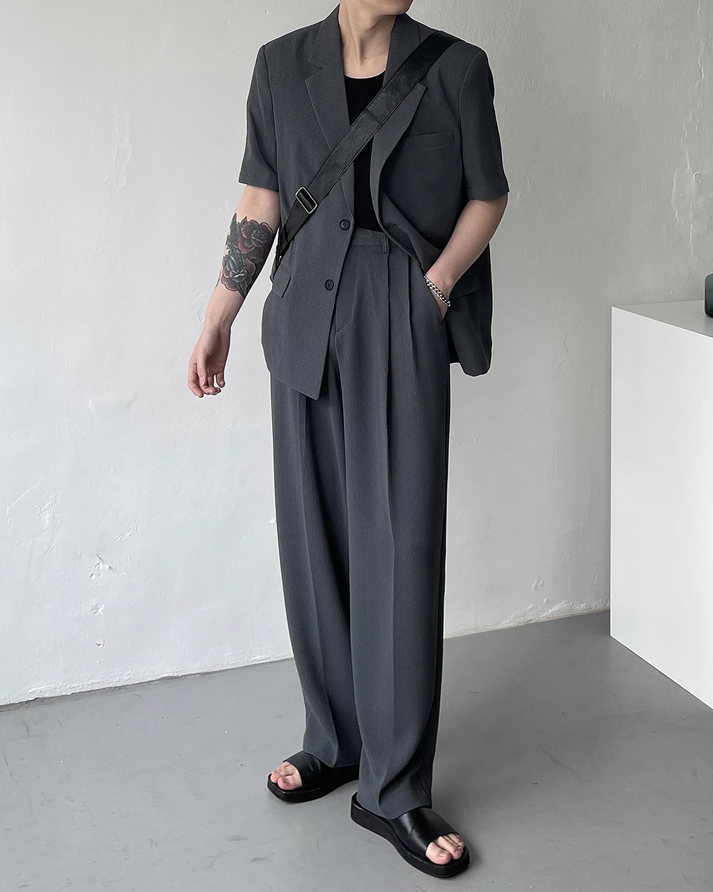 코지네스 로우 자켓