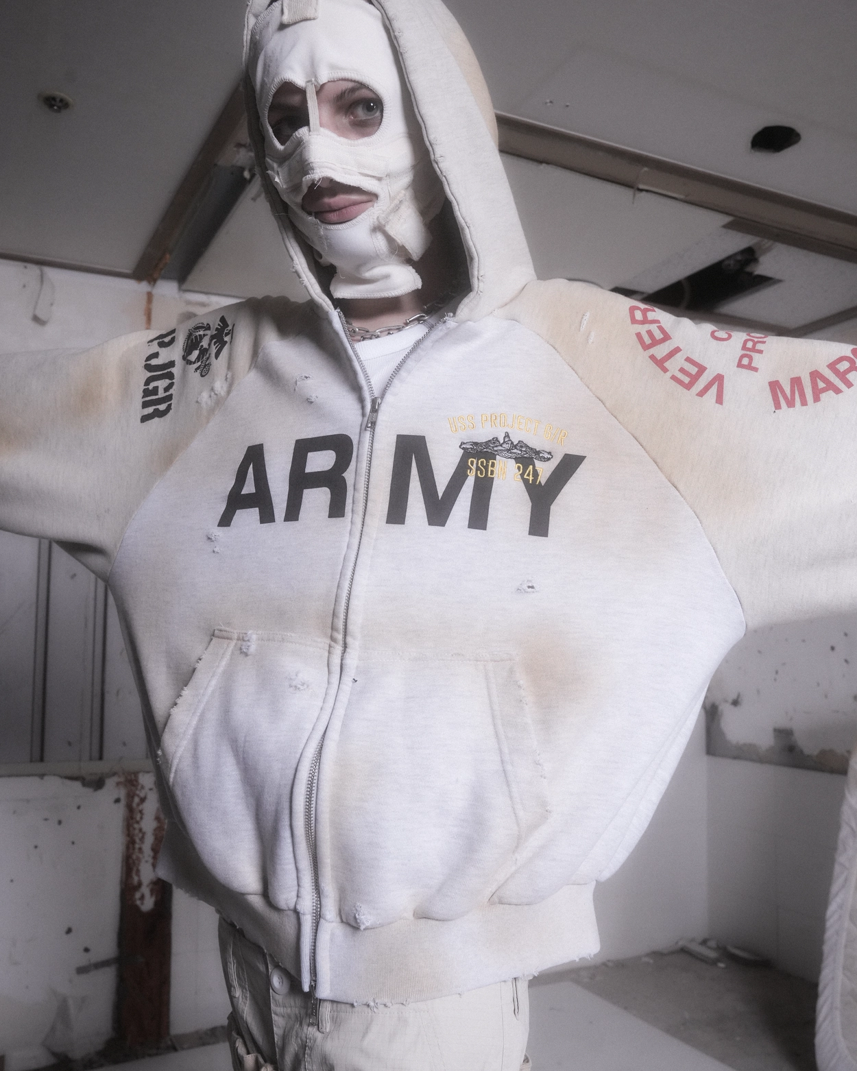 RECONSTRUCTED FOLDED ZIP HOODIE - DIRTY MELANGE : PROJECT G/R RECONSTRUCTED FOLDED ZIP HOODIE - DIRTY MELANGE : PROJECT G/R