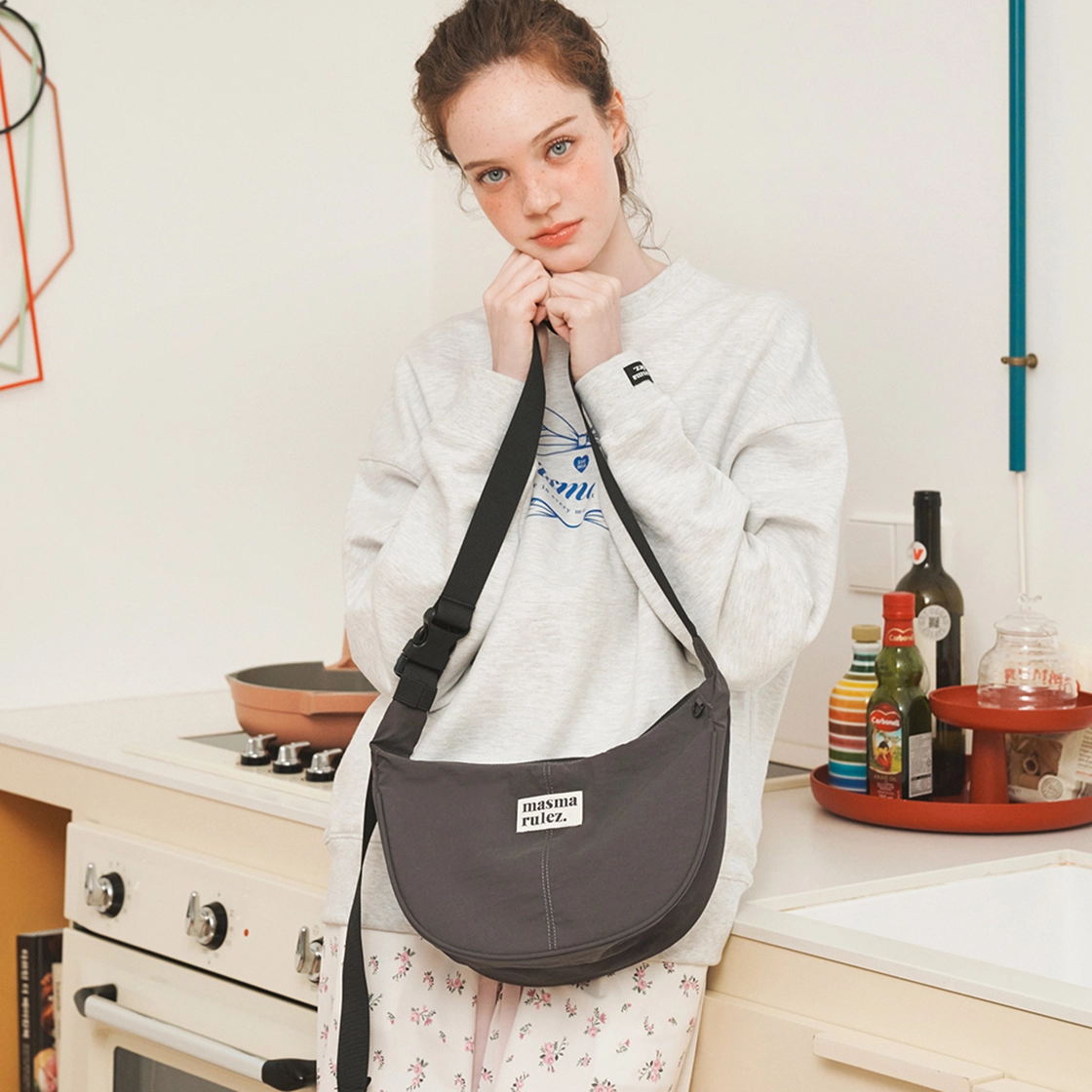 ◆masmarulez◆ halfmoon cross bagblack 5000578839 Halfmoon cross bag_black : Masmarulez [마스마룰즈]