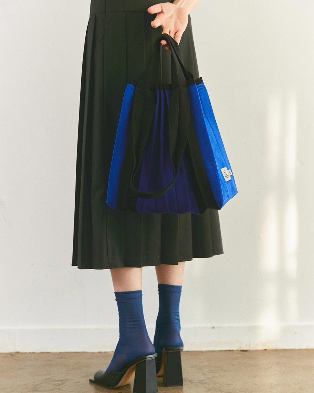 PLEATS MAMA 2 way ショッパーバッグ ディープブルー 2WAYショッパーバッグ ディープブルー : プリーツママ
