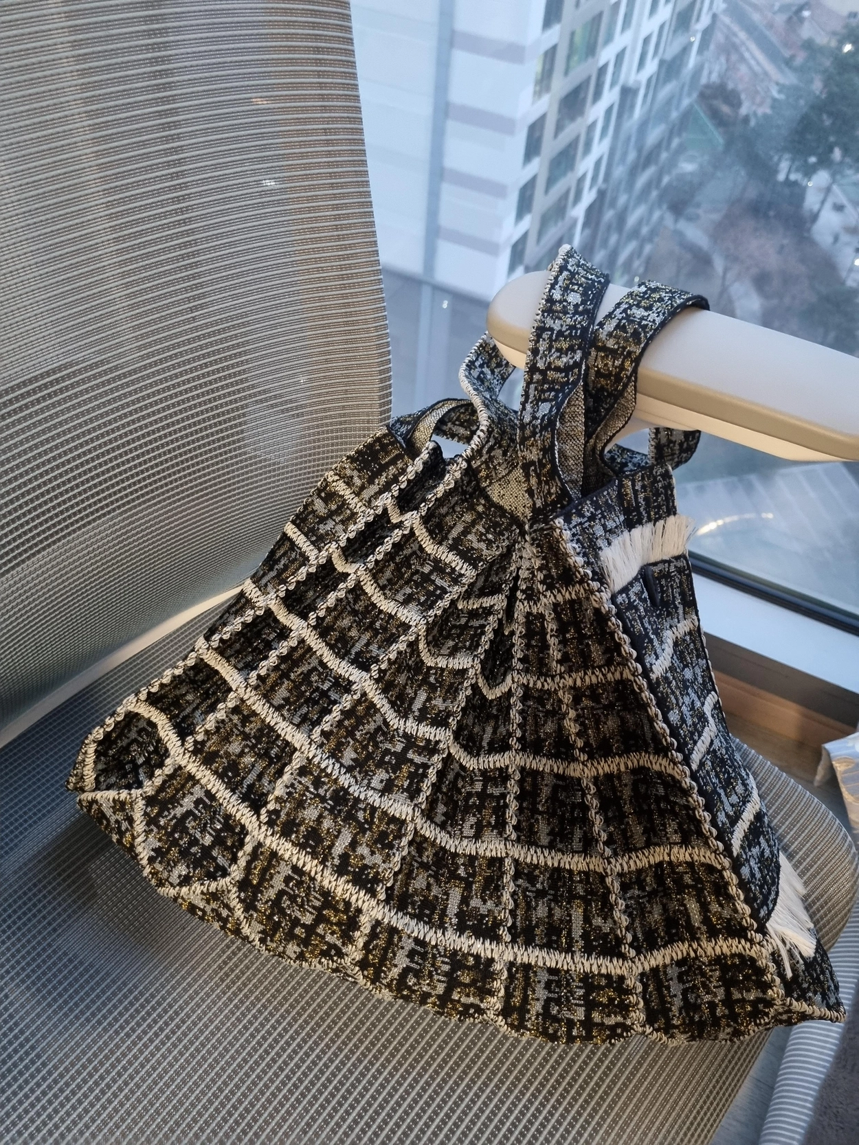 PLEATS MAMA 正規品関税込み TWEED SHOPPER BAG TWEED SHOPPER BAG STONE GREY : PLEATSMAMA: Sustainable Knit