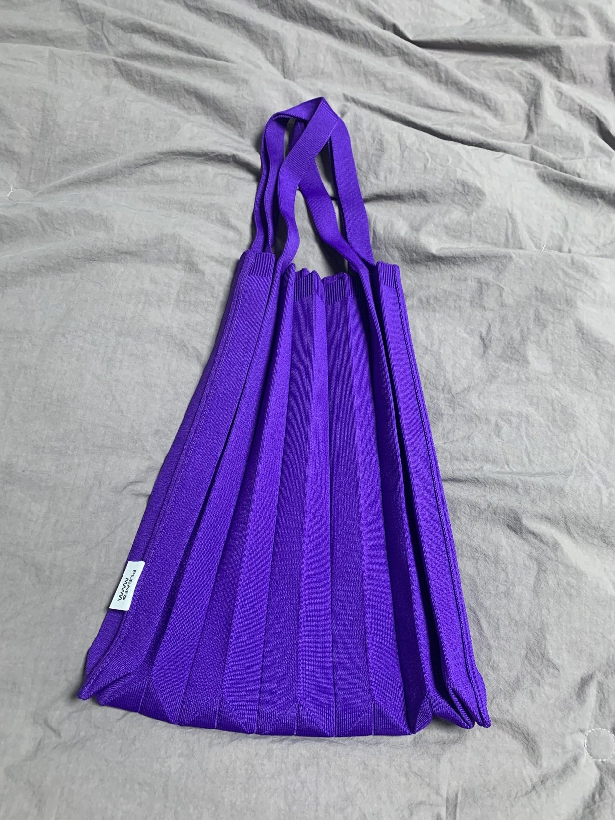 PLEATS MAMA 正規品関税込み SHOULDER BAG PURPLE BLACK Tote Bag Purple : PLEATSMAMA: Sustainable Knit Pleats Bag