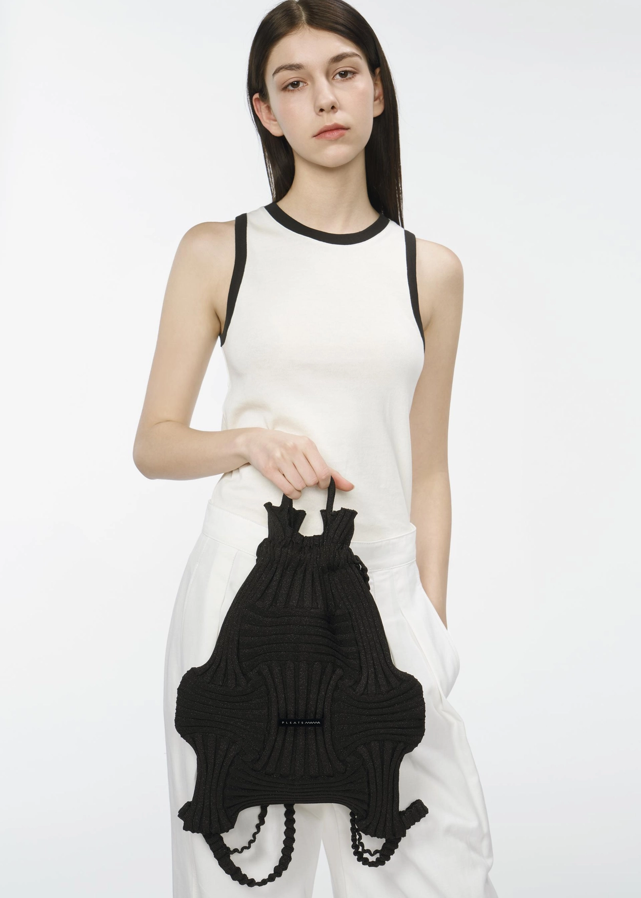 【PLEATSMAMA】New Bow BackPack☆バックパック☆韓国 新作☆ PLEATSMAMA: Sustainable Knit Pleats Bag
