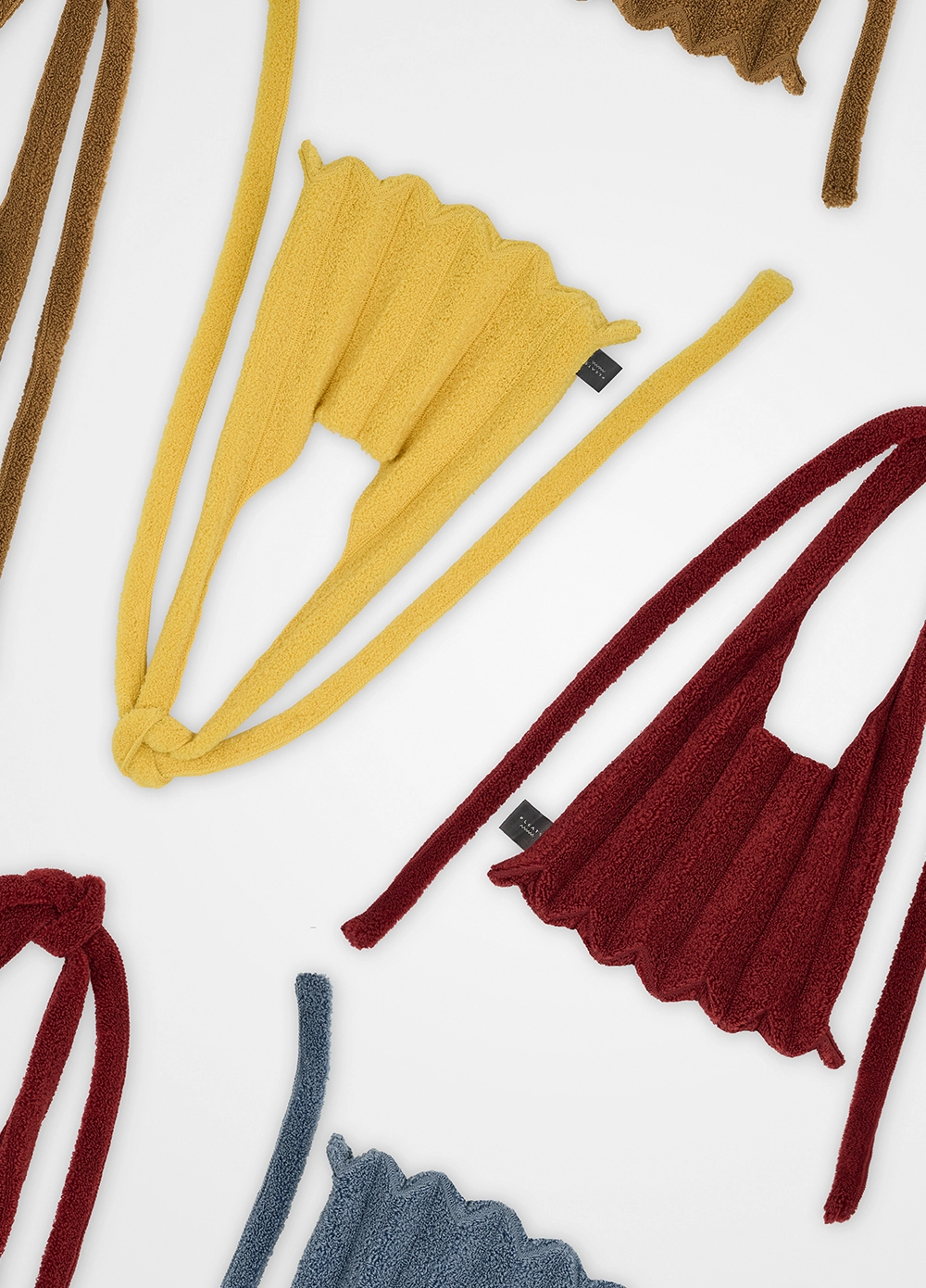 POODLE SHOULDER BAG BURGUNDY : PLEATSMAMA: Sustainable Knit