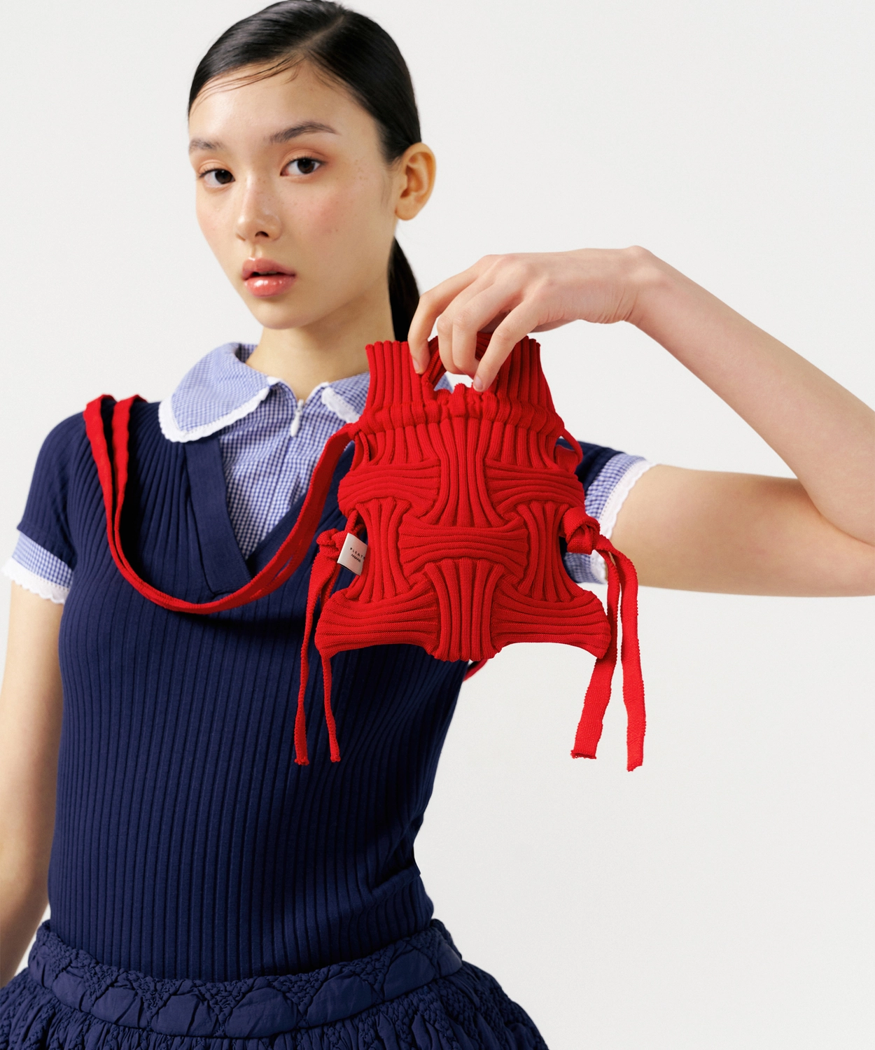 NEW【PLEATSMAMA】Mini Cross Bow Bag (10 色) Mini Cross Bow Bag Red : PLEATSMAMA: Sustainable Knit Pleats Bag