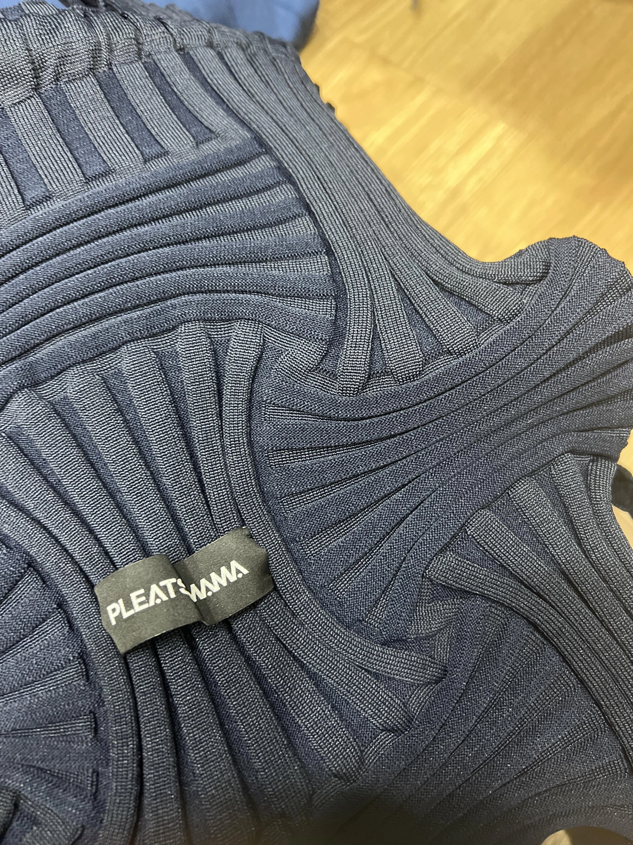 Bow BackPack Midnight : PLEATSMAMA: Sustainable Knit Pleats Bag