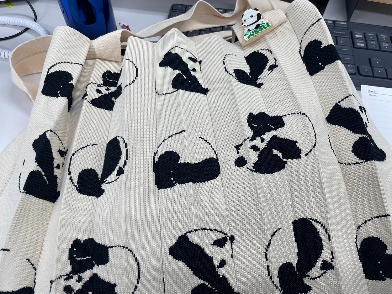 PANDA EDITION] 2WAY SHOPPER BAG ROLLING PANDA : PLEATSMAMA