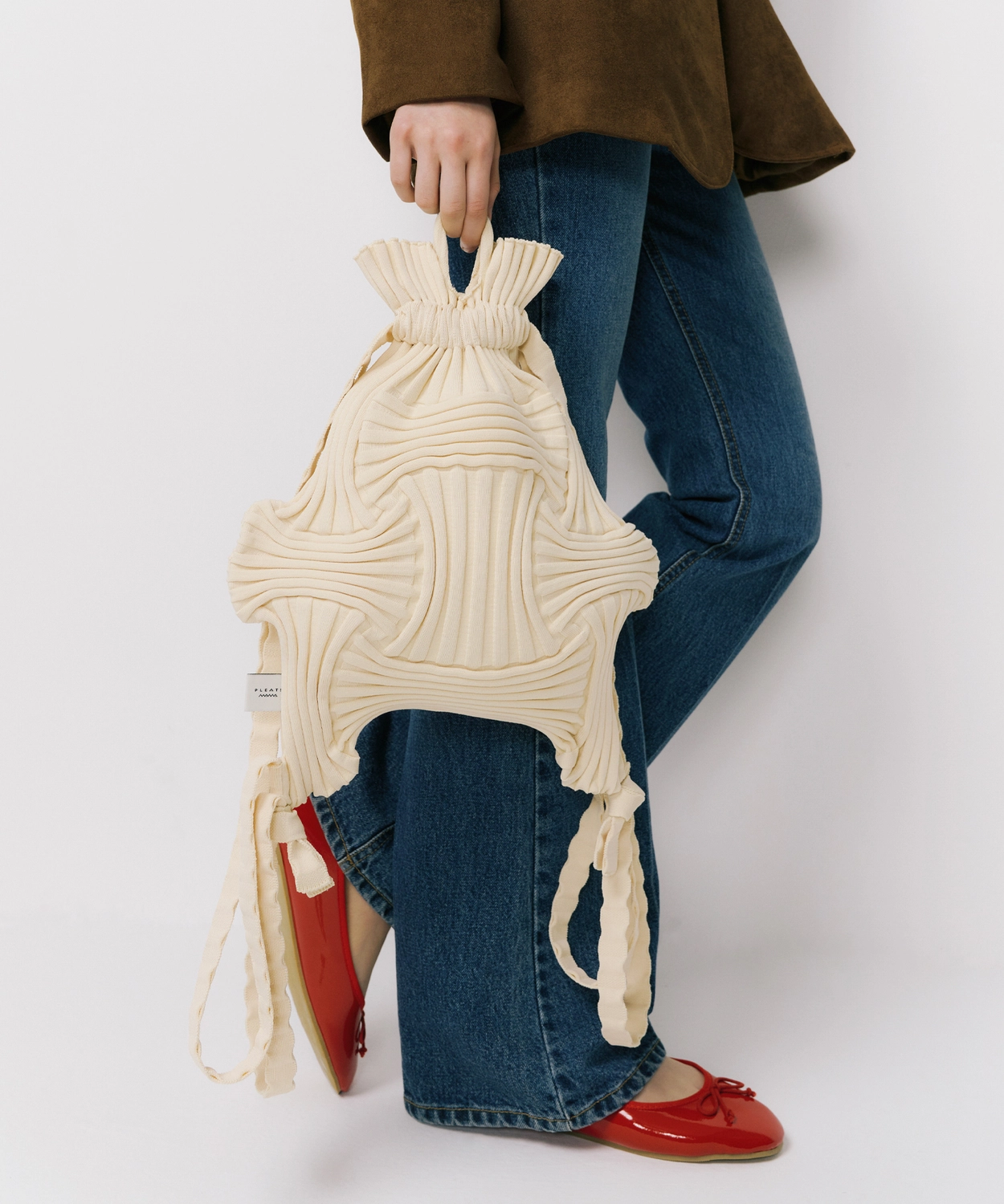 PLEATS MAMA 正規品関税込み MINI BOW BACKPACK GREY Bow BackPack Grey : PLEATSMAMA: Sustainable Knit Pleats Bag
