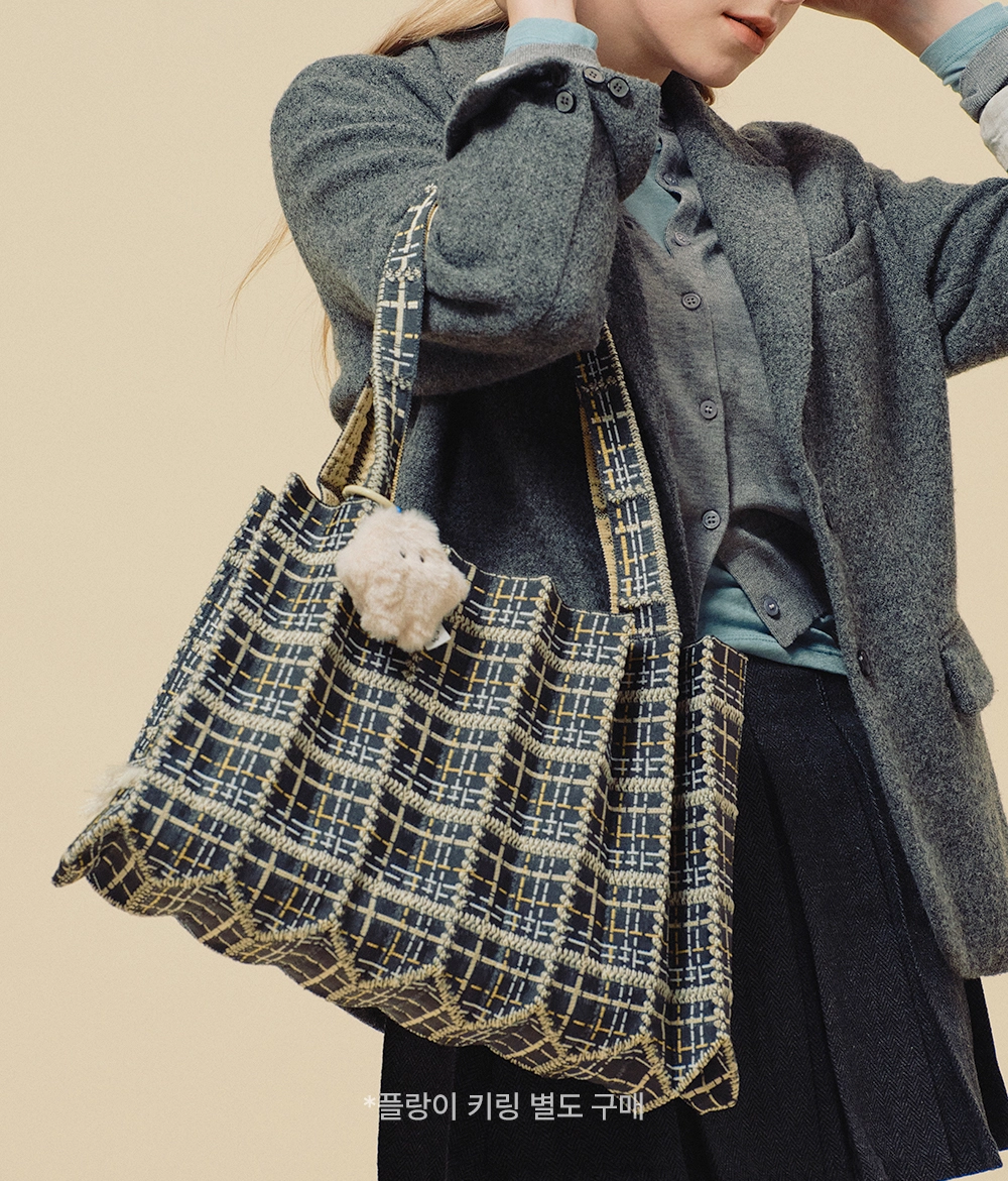 PLEATS MAMA 正規品関税込み TWEED SHOPPER BAG STONE GREY TWEED SHOPPER BAG STONE GREY : PLEATSMAMA: Sustainable Knit