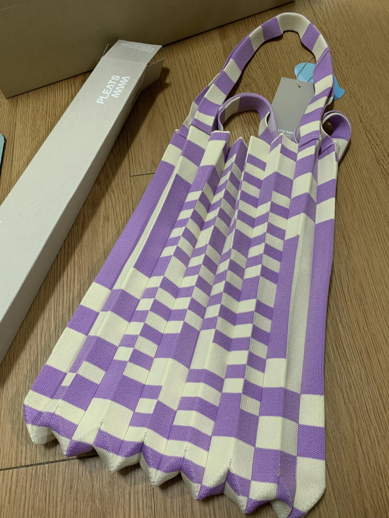 PLEATS MAMA 正規品関税込み SHOULDER BAG GRID PURPLE Shoulder Bag Grid Purple : PLEATSMAMA: Sustainable Knit