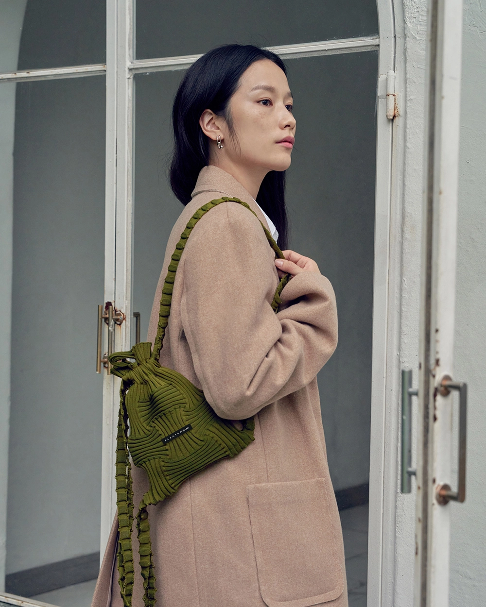 MiniBow BackPack Khaki : PLEATSMAMA: Sustainable Knit Pleats Bag