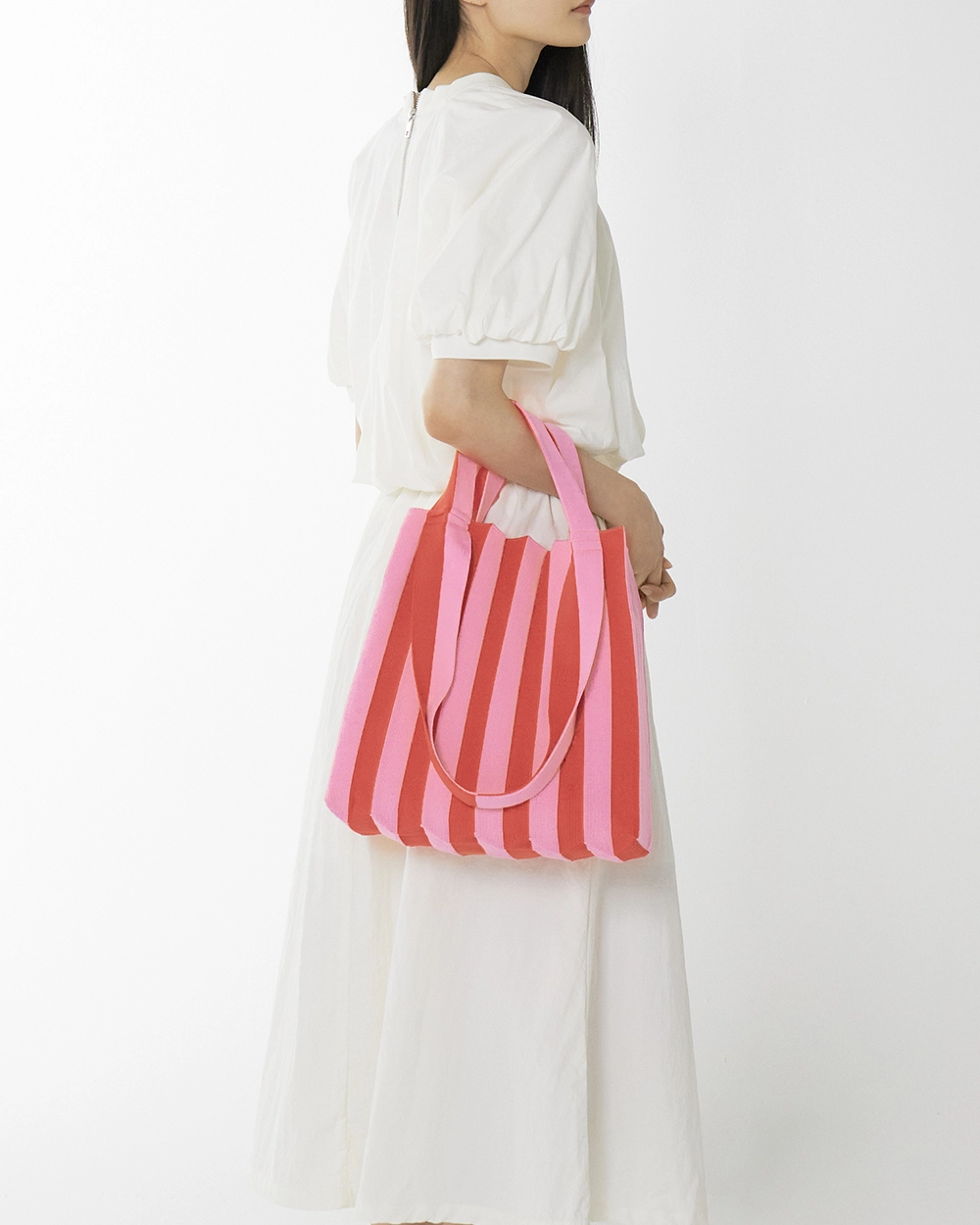 【VVV】韓国人気★ Ribbon Pocket Tote Shoulder bag Ribbon Pocket Tote Shoulder Bag _ Ivory - VVV브이브이브이
