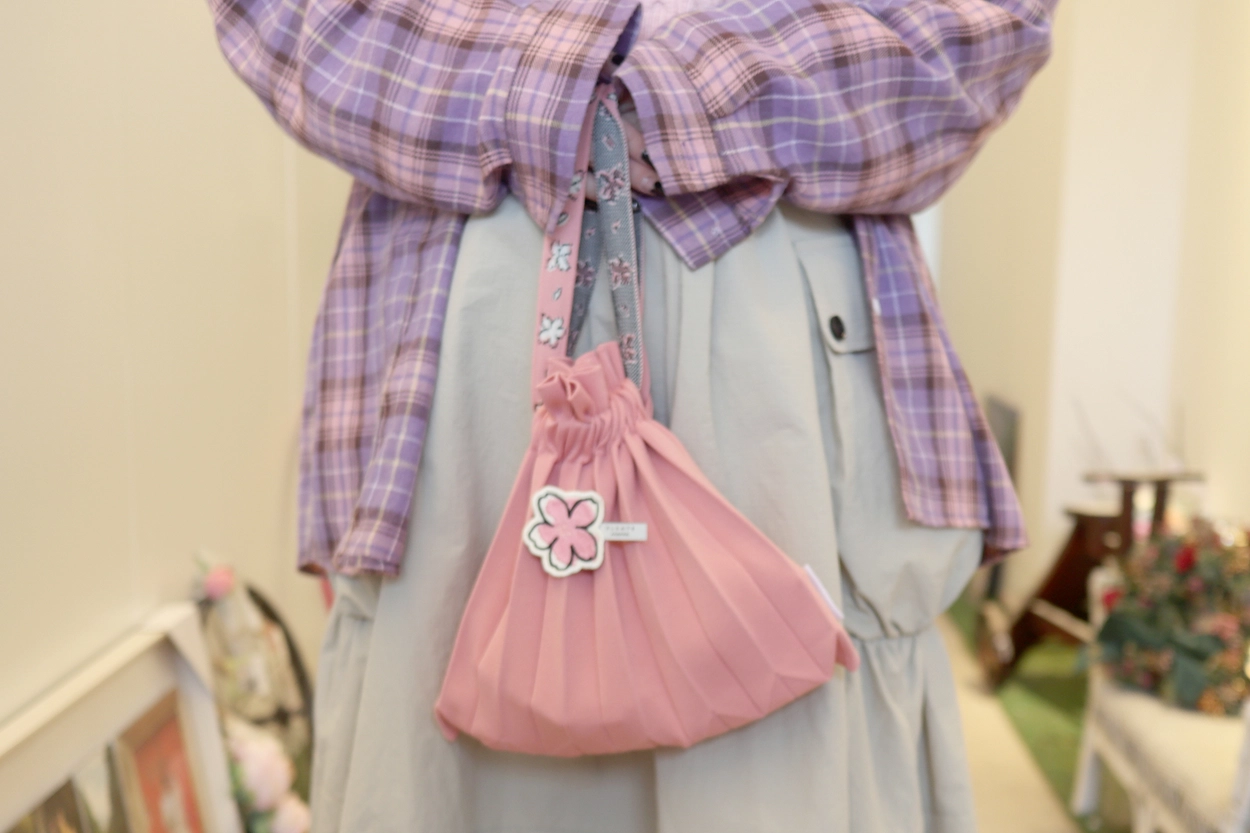 CHERRY BLOSSOM EDITION] Mini Bubble Bag Cream : PLEATSMAMA