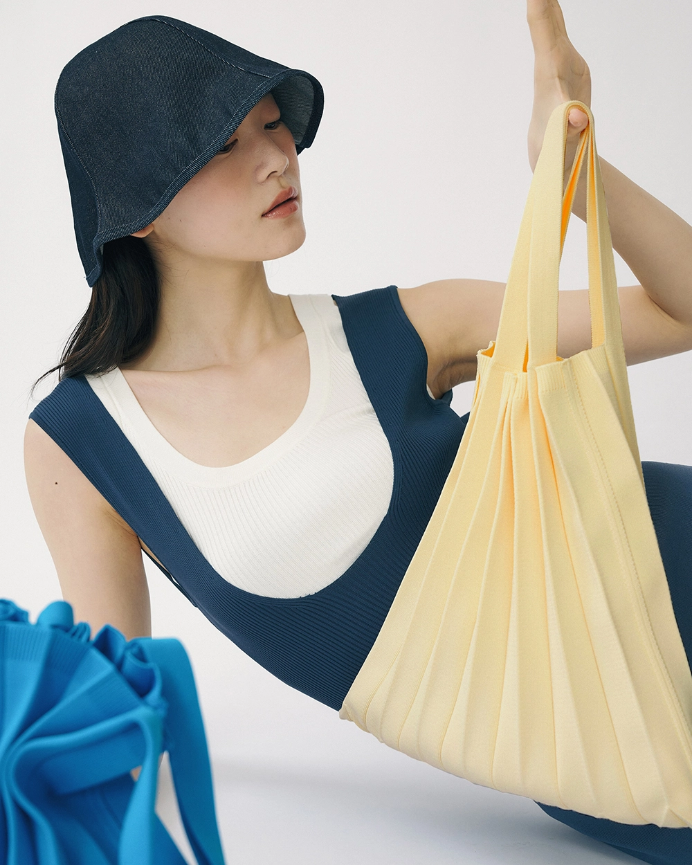 PLEATS MAMA 正規品関税込み ZENTEE TOTE BAG CREAM Tote Bag Cream : PLEATSMAMA: Sustainable Knit Pleats Bag